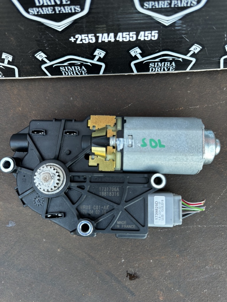 GENUINE LAND ROVER RANGE ROVER VOGUE L405, SPORT L494 2013-2021 Sunroof Motor - Image 4